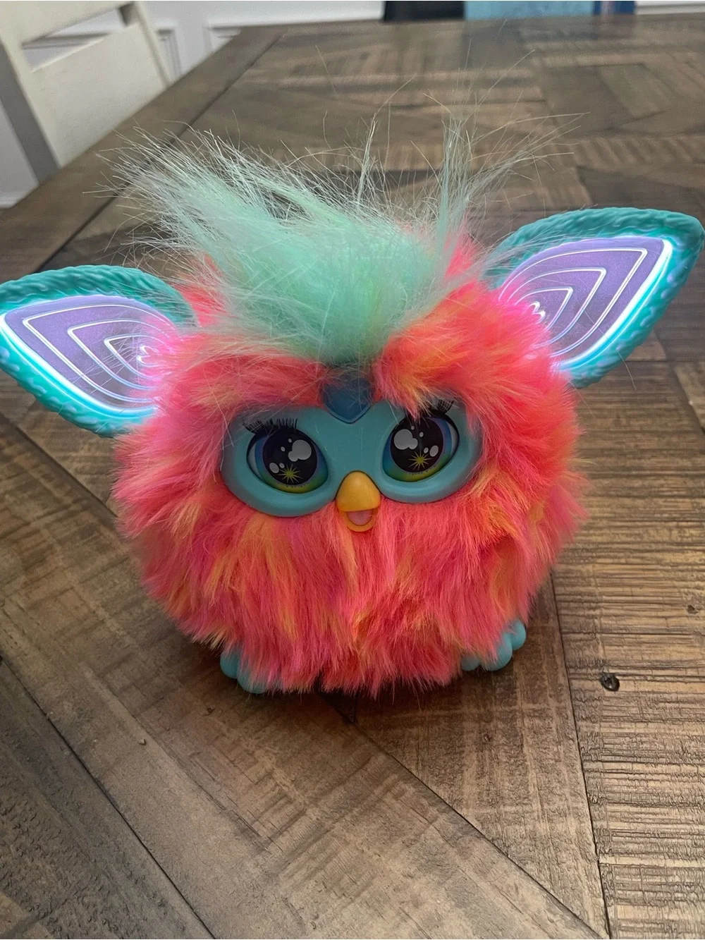 Furby Coral 2023 Electronic Plush - Moving Light Up Ears